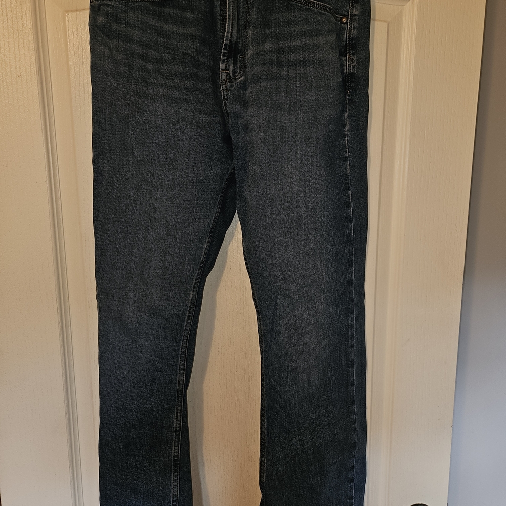 Wrangler Men's Dark Blue Straight Jeans